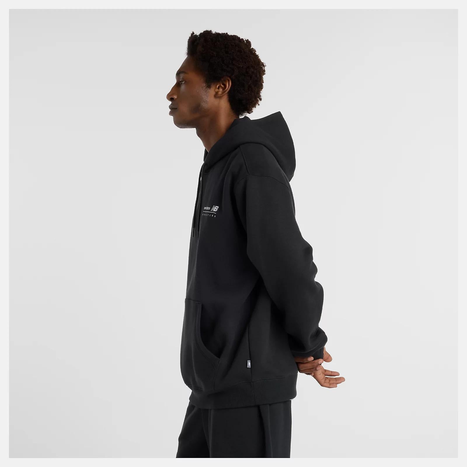 Linear Graphic Fleece Hoodie MT53528 BK NEW BALANCE 