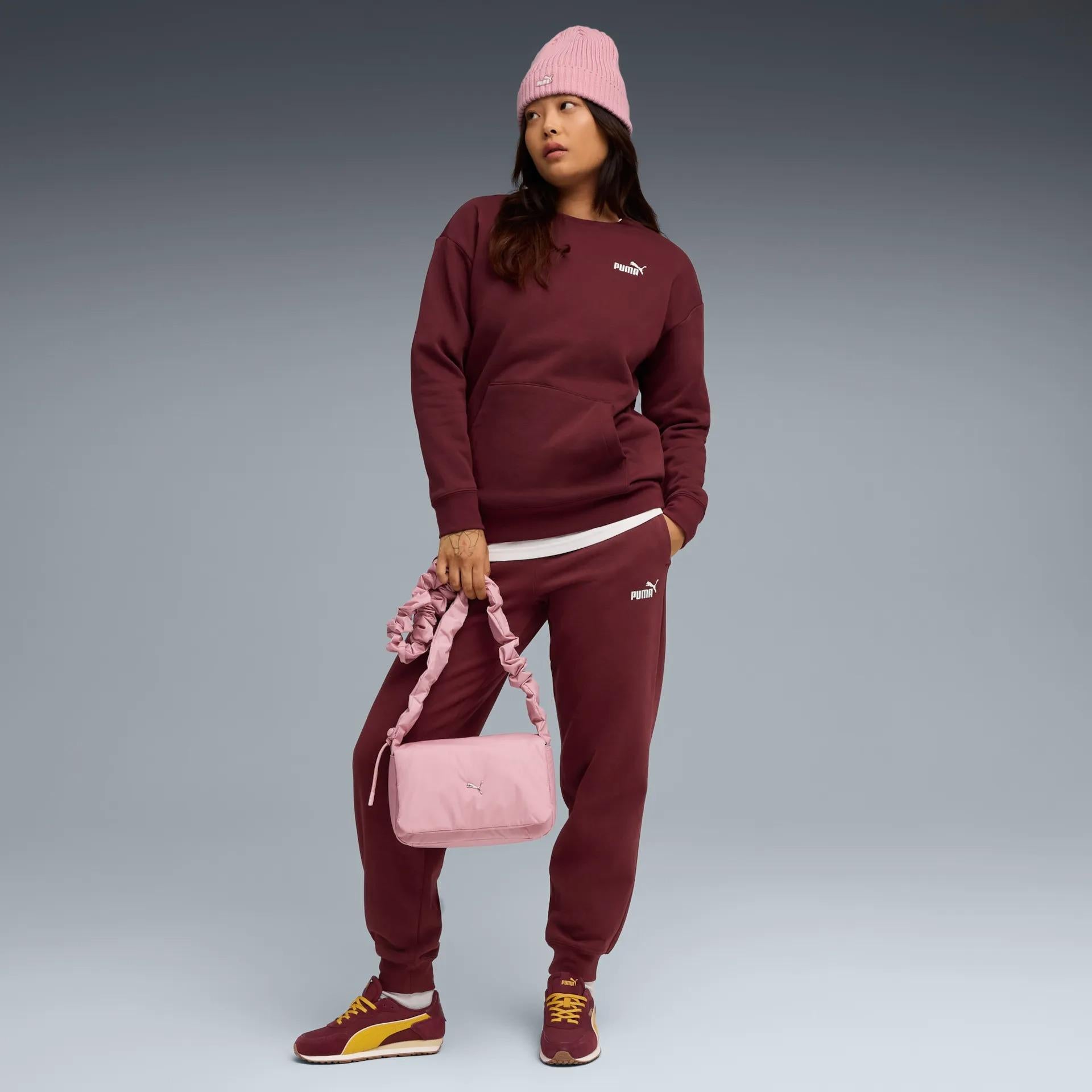 Sweat Suit Relaxed FL cl 688160 96 PUMA 