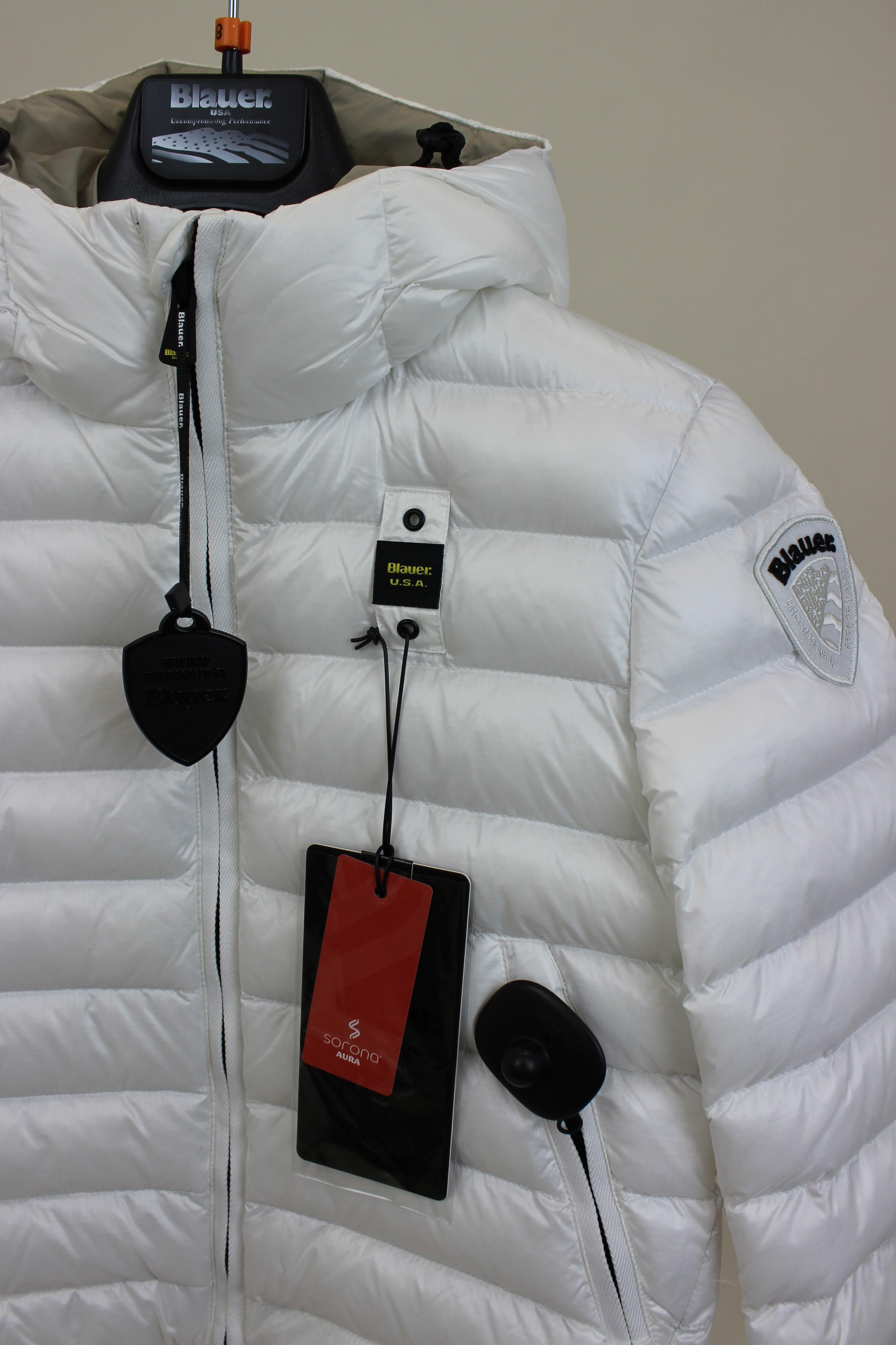 Adams Jr 25WBLKC02426 100EI BLAUER 