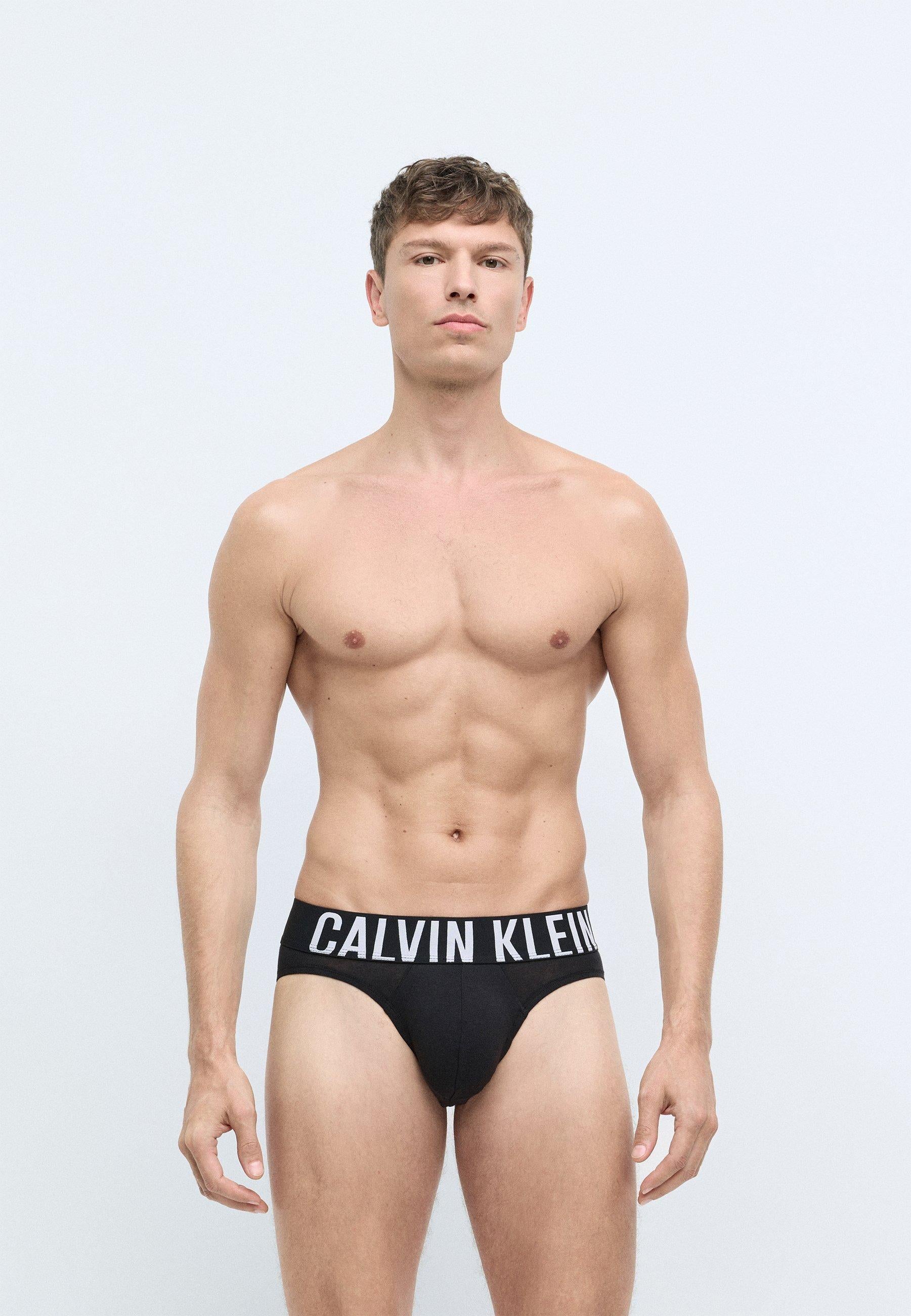Slip con vestibilità a livello dei fianchi in confezione da 3 - Microfibre Stretch 000NB3607A ZDO CALVIN KLEIN 