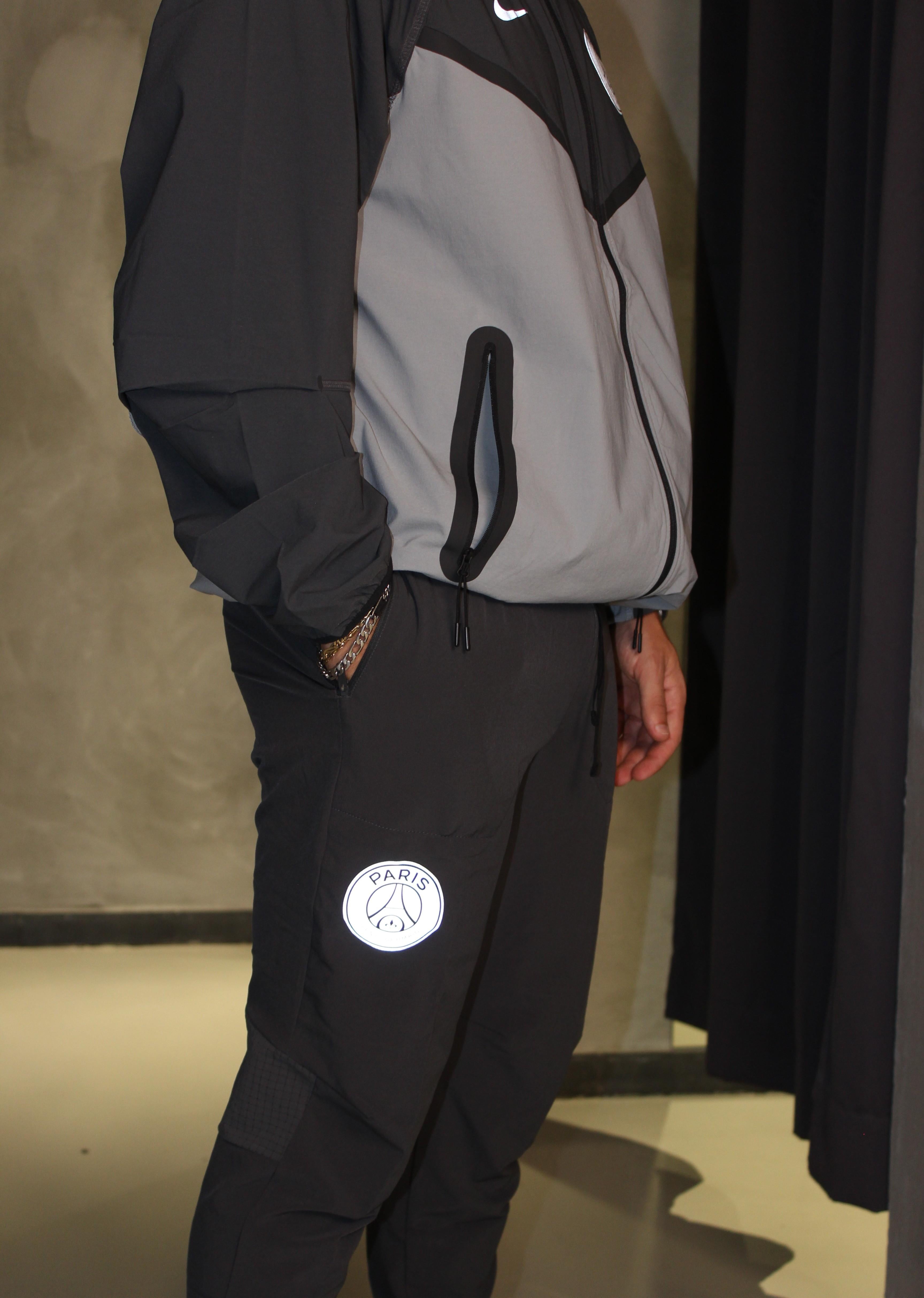 Paris Saint-Germain Tracksuit HQ4981 060 NIKE 