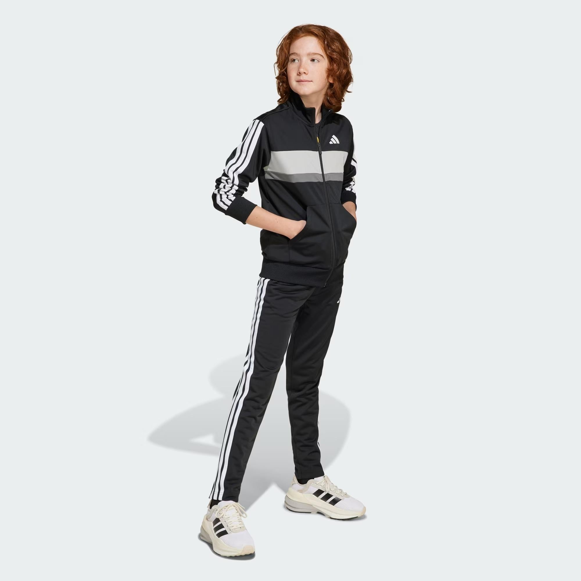 Essential JY0509 UNI ADIDAS 