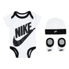 3 PIECE INFANT SET CAPPELLINO BODY CALZINI
