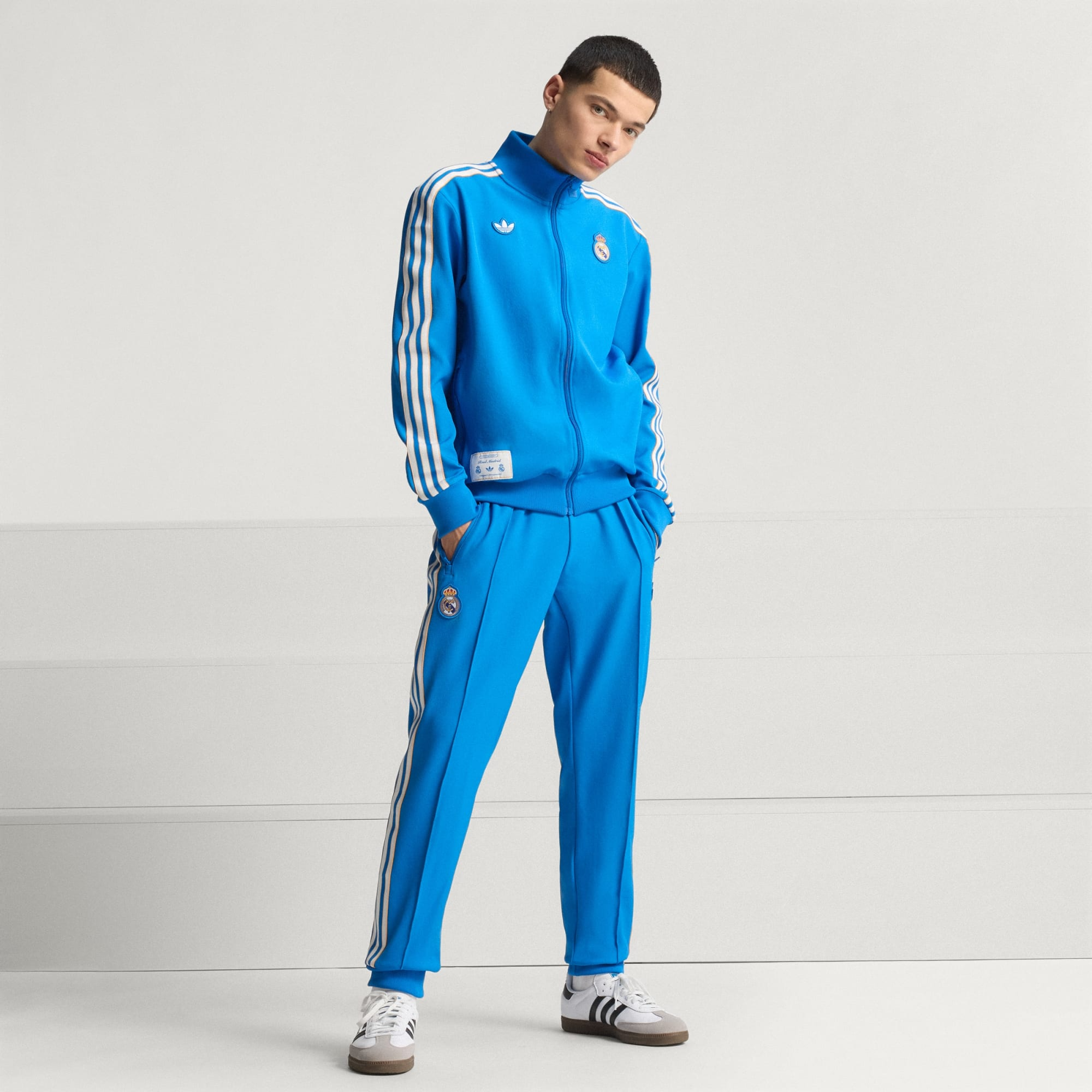 Real Madrid Terrace Icons Track Top JN3058 UNI ADIDAS 