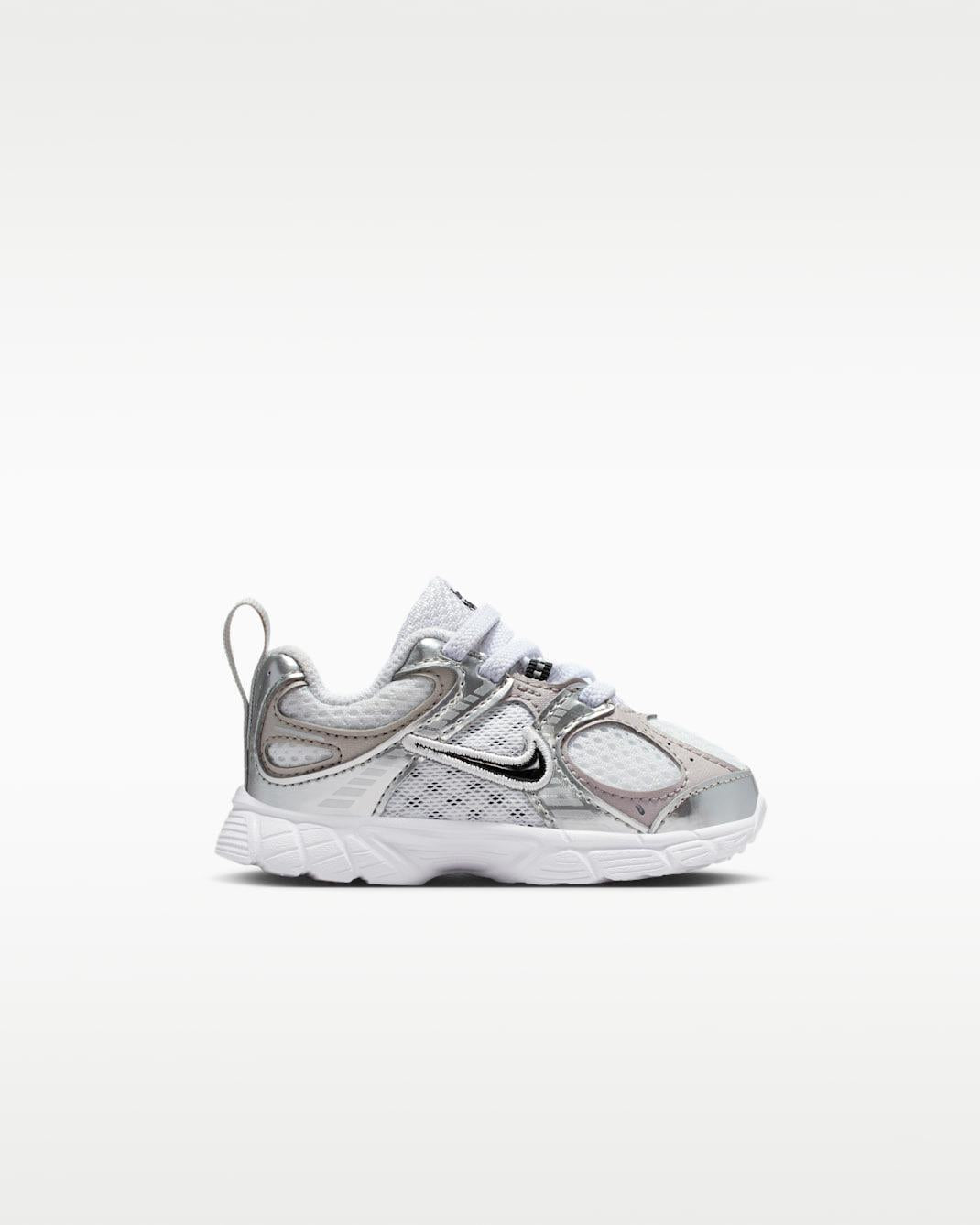V5 Runner HQ6413 100 NIKE 