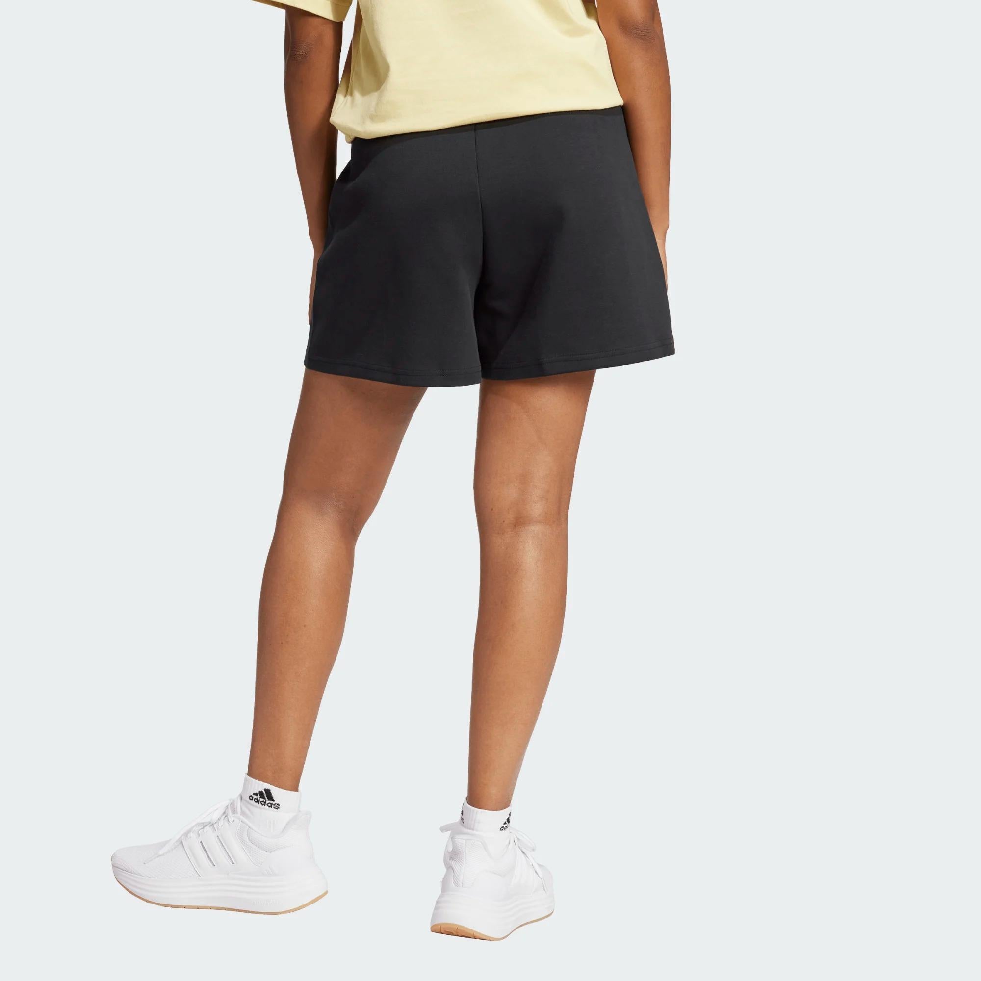 Adidas Shorts JC5466 - ADIDAS 