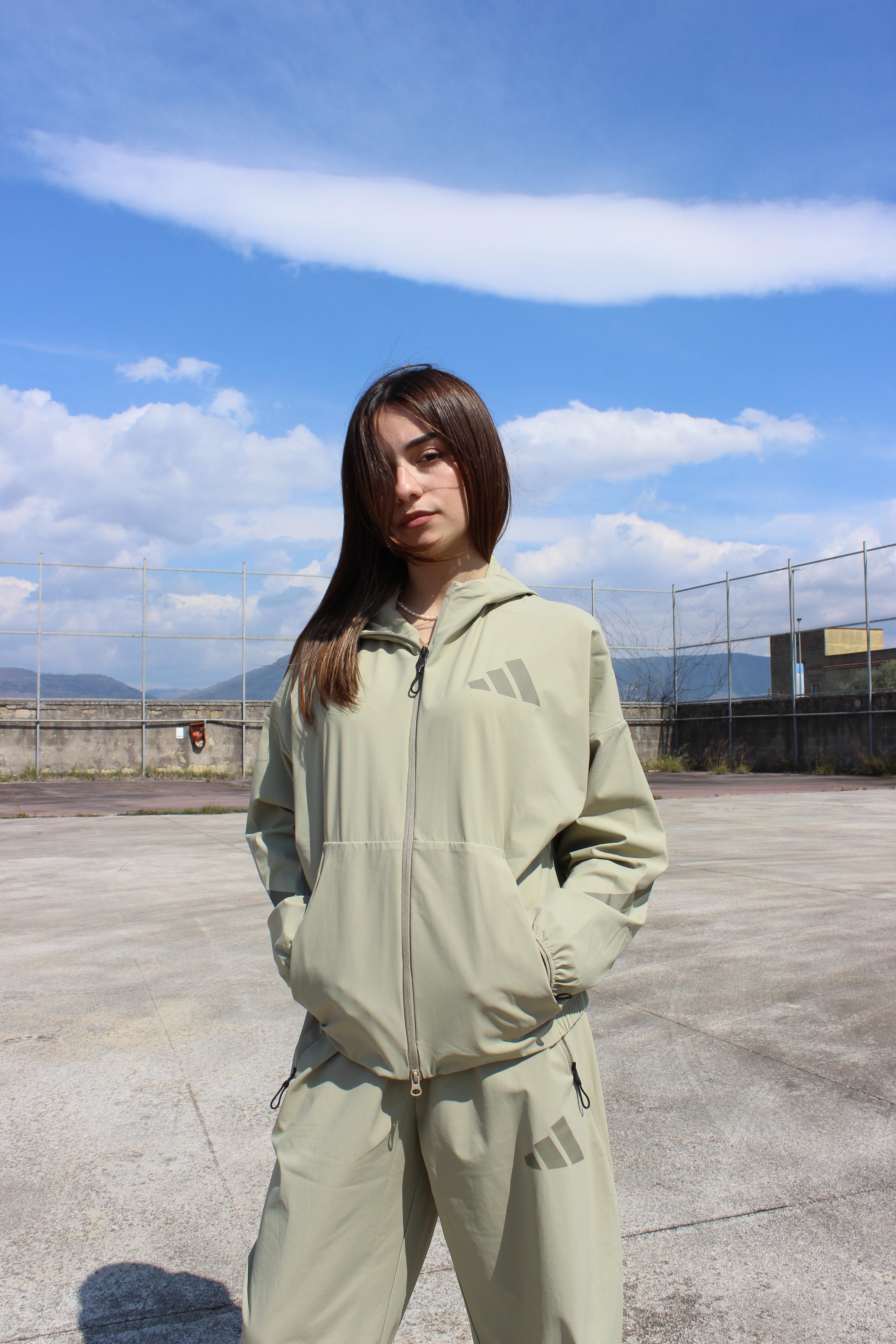 Essential Tracksuit KD8476 - ADIDAS 