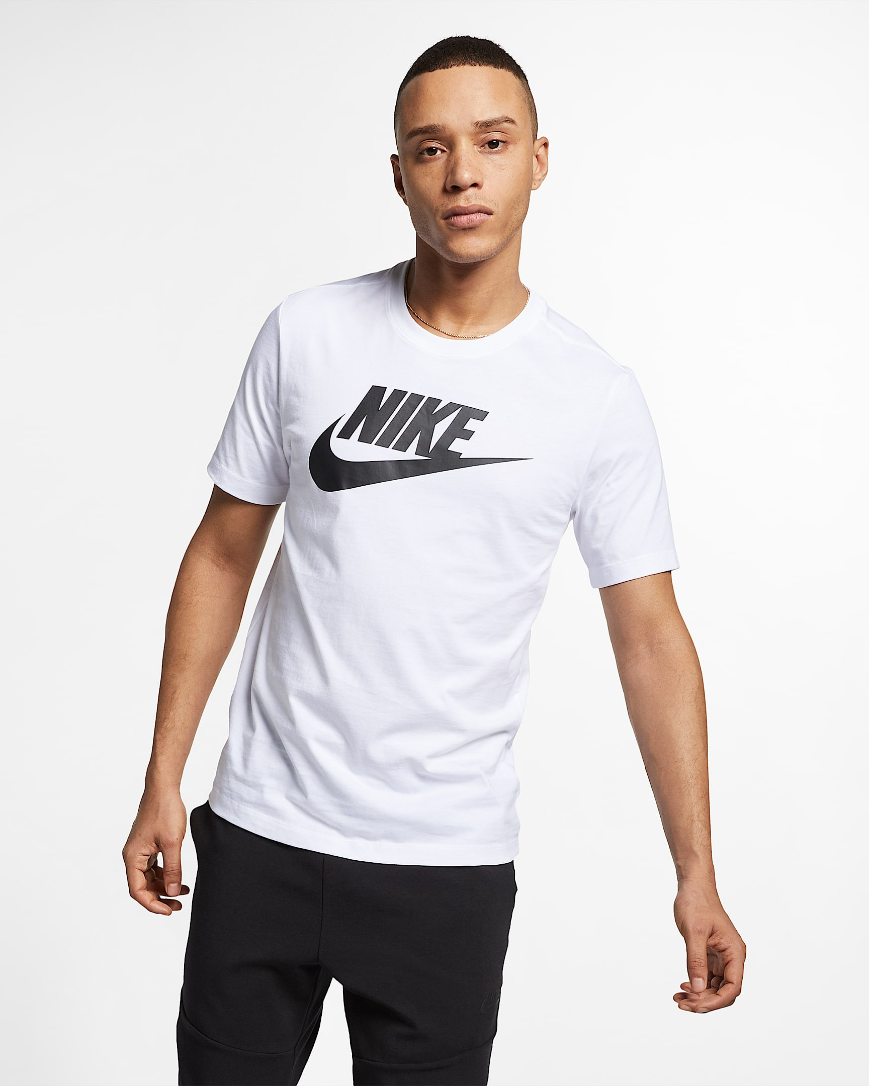 NIKE AR5004101