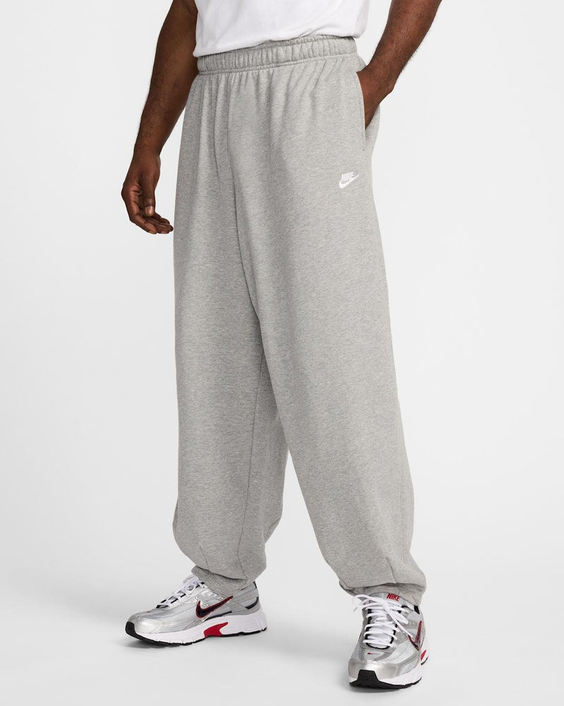 Nike Club Fleece