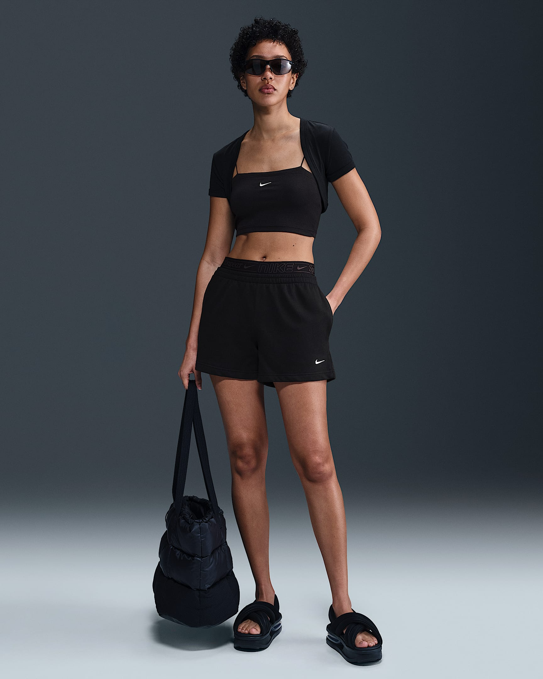 Yoga Base Tee IB7885 010 NIKE 
