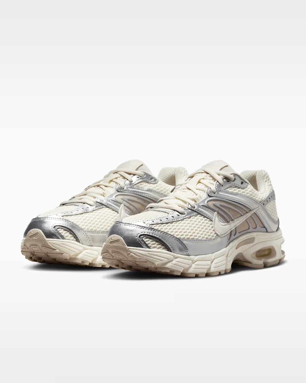 Nike Air Max Moto 2K HQ2056 108 NIKE 
