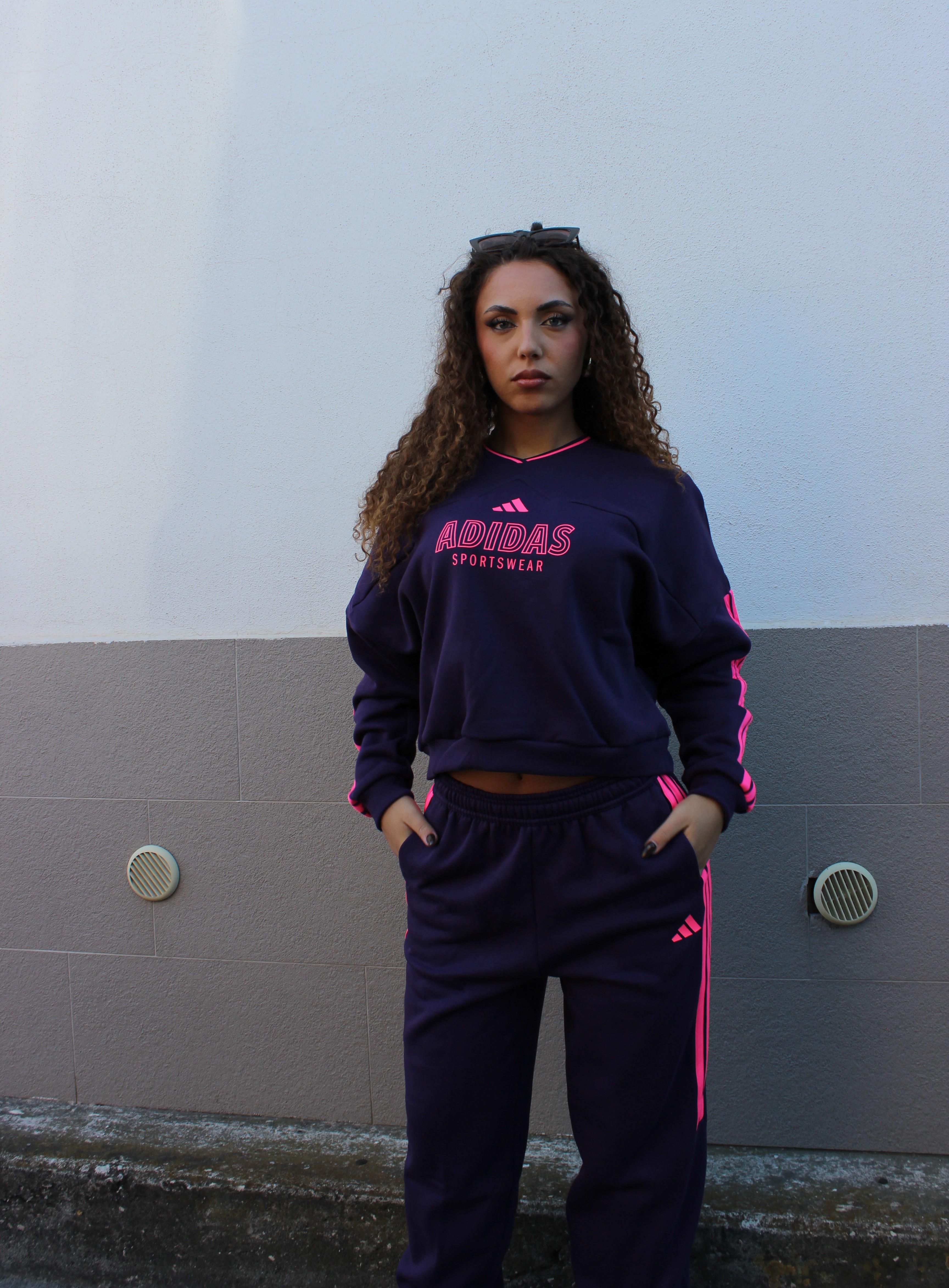 Tuta da donna adidas House of Tiro 3-Stripes JX5119 UNI ADIDAS 