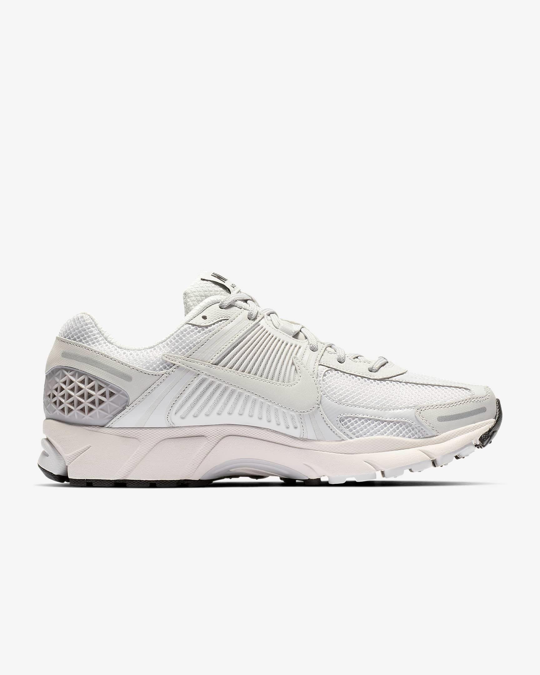 Zoom Vomero 5 BV1358 001 NIKE 