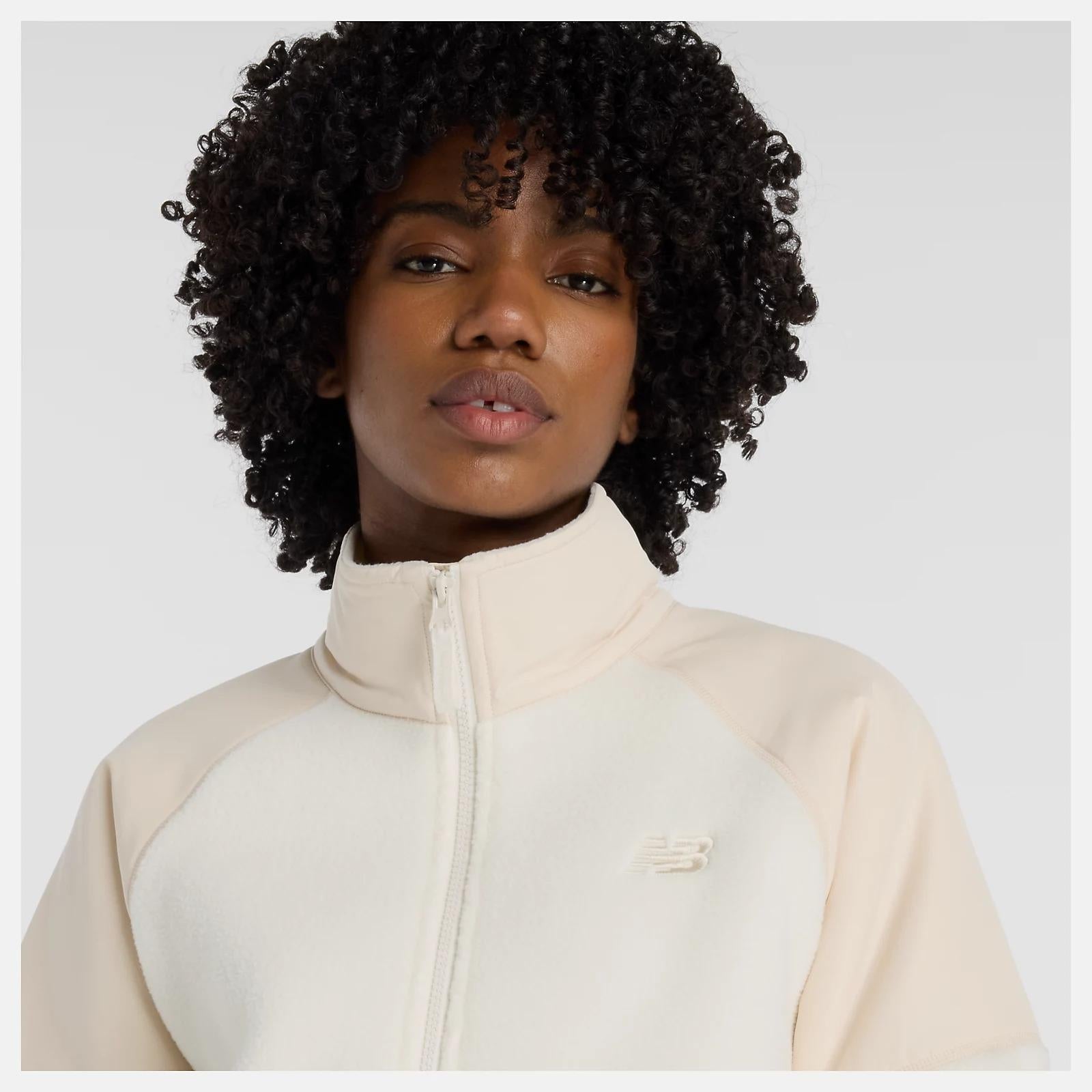 Linear Graphic Fleece Hoodie WJ53503 PEF NEW BALANCE 