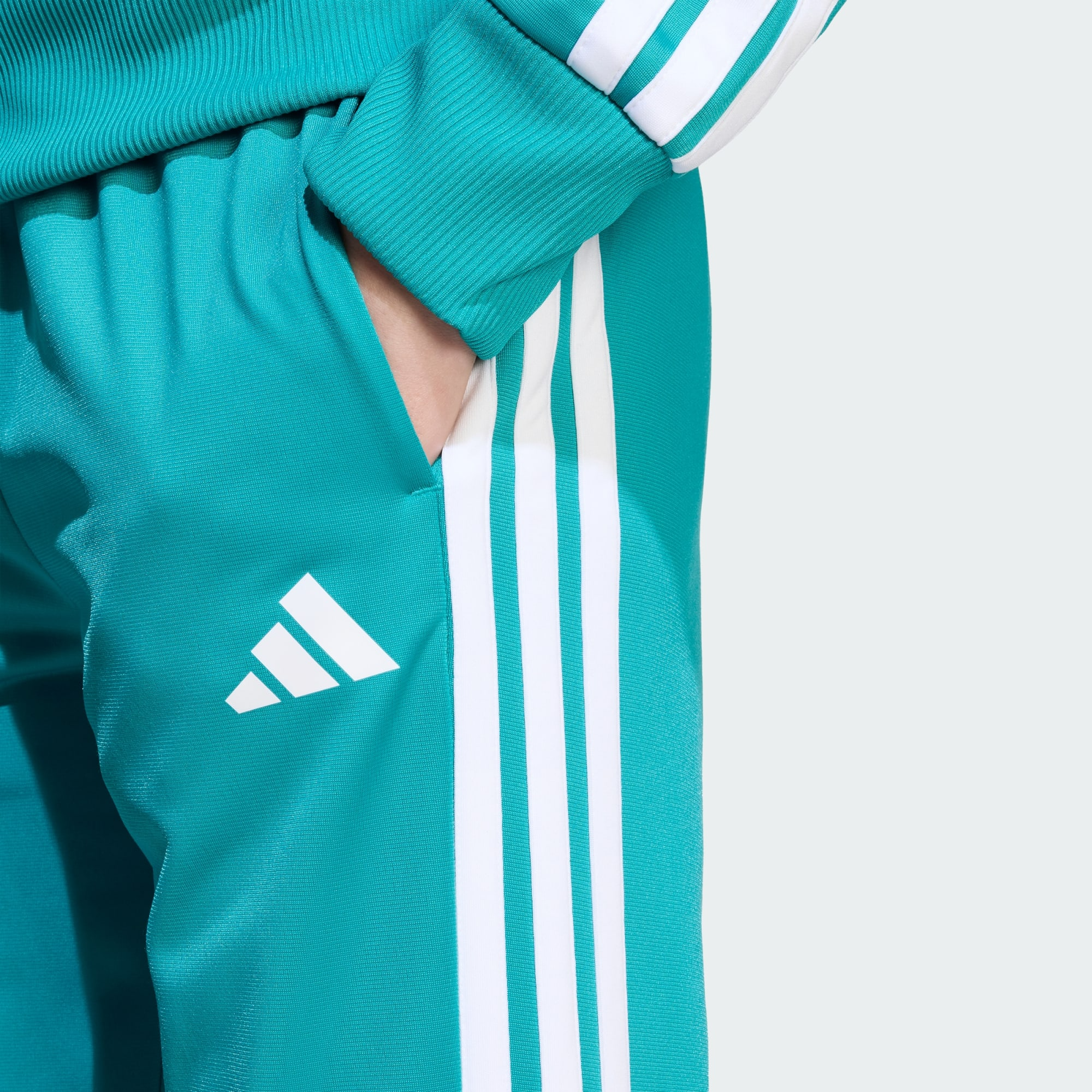 Tuta Seasonal Essentials Tiberio 3-Stripes Tricot Junior JN2245 UNI ADIDAS 