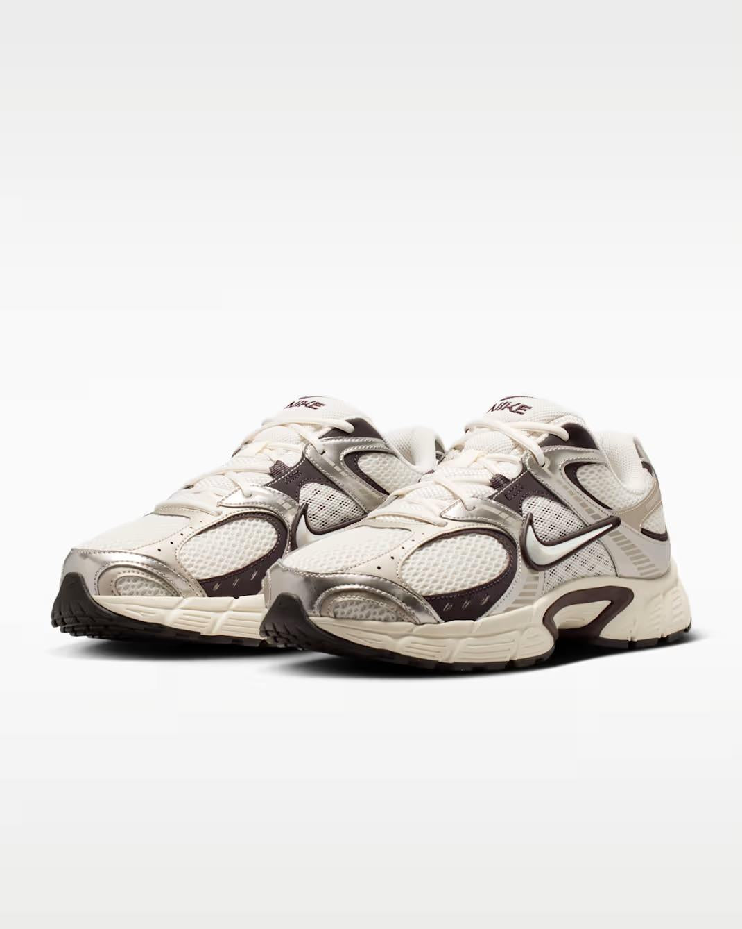 Nike V5 Rnr HJ5228 011 NIKE 