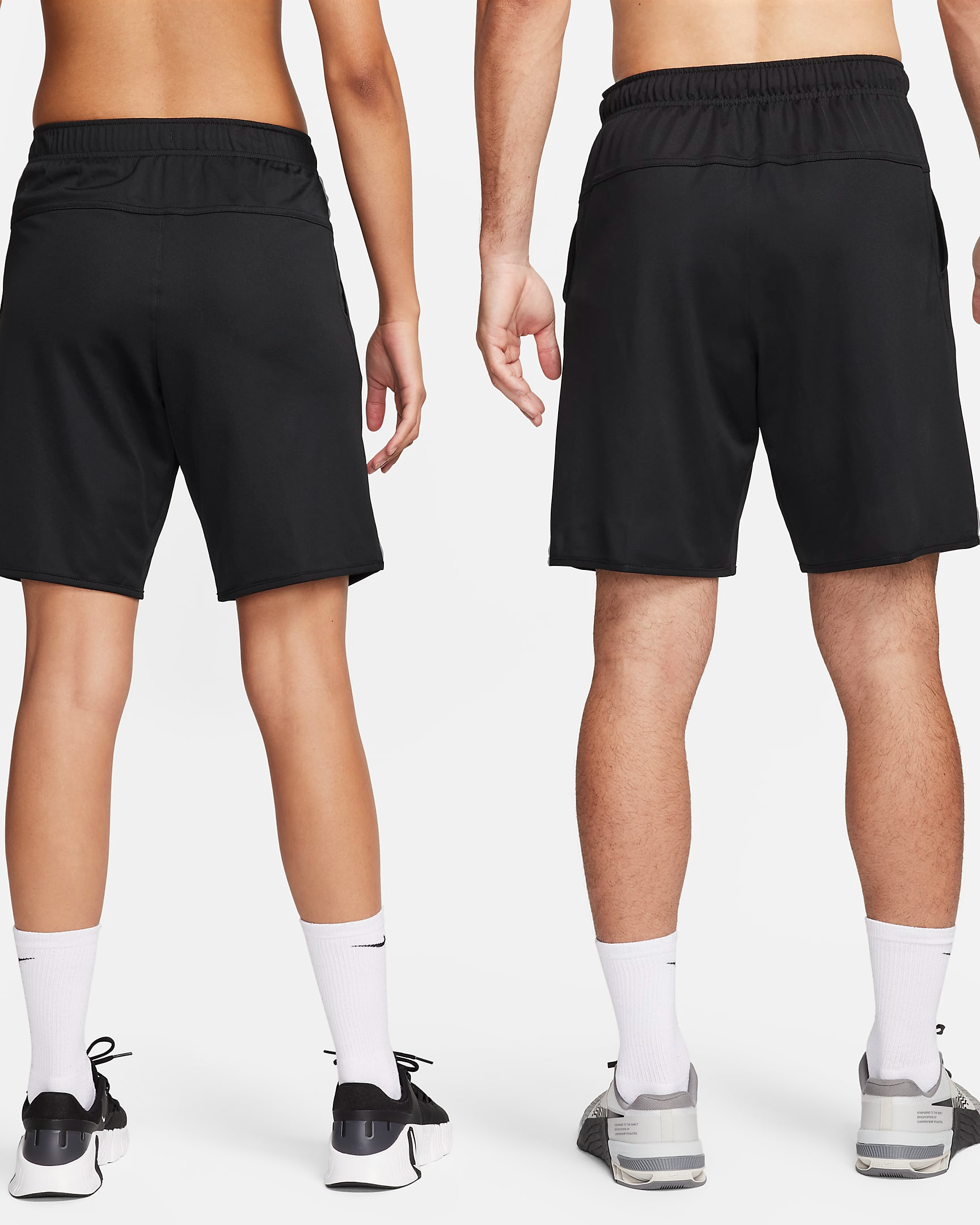 Totality DV9328 010 NIKE 