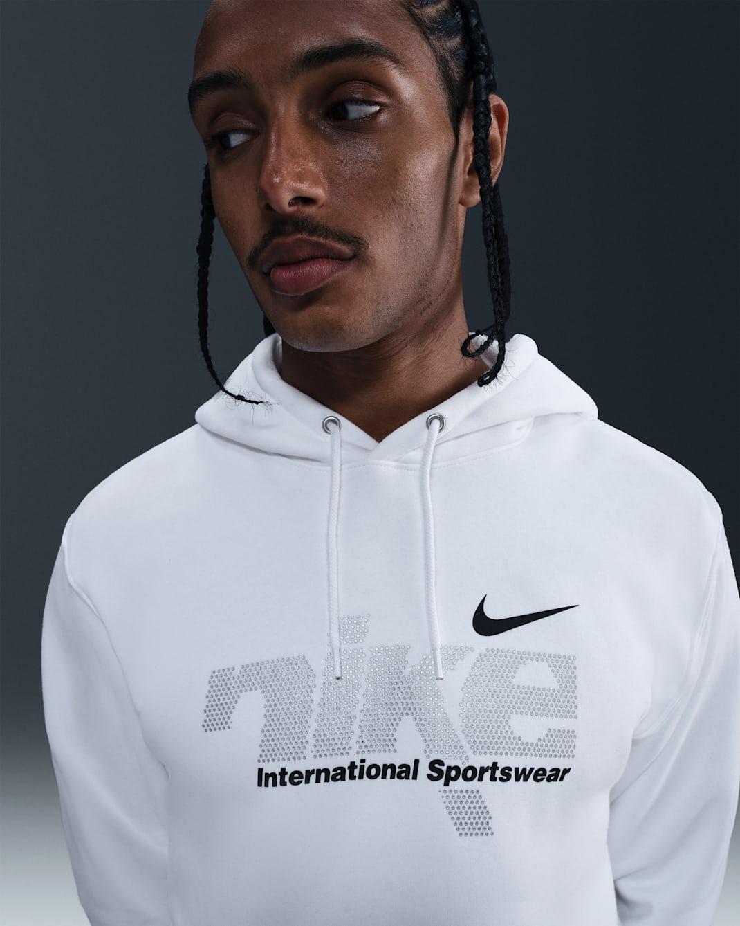 Sportswear Club<BR/>Men's Tracksuit IM8321 100 NIKE 