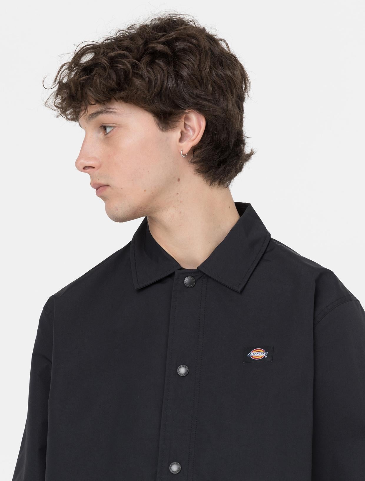 OAKPORT COACH <BR/> DK0A4XEW BLK1 DICKIES 