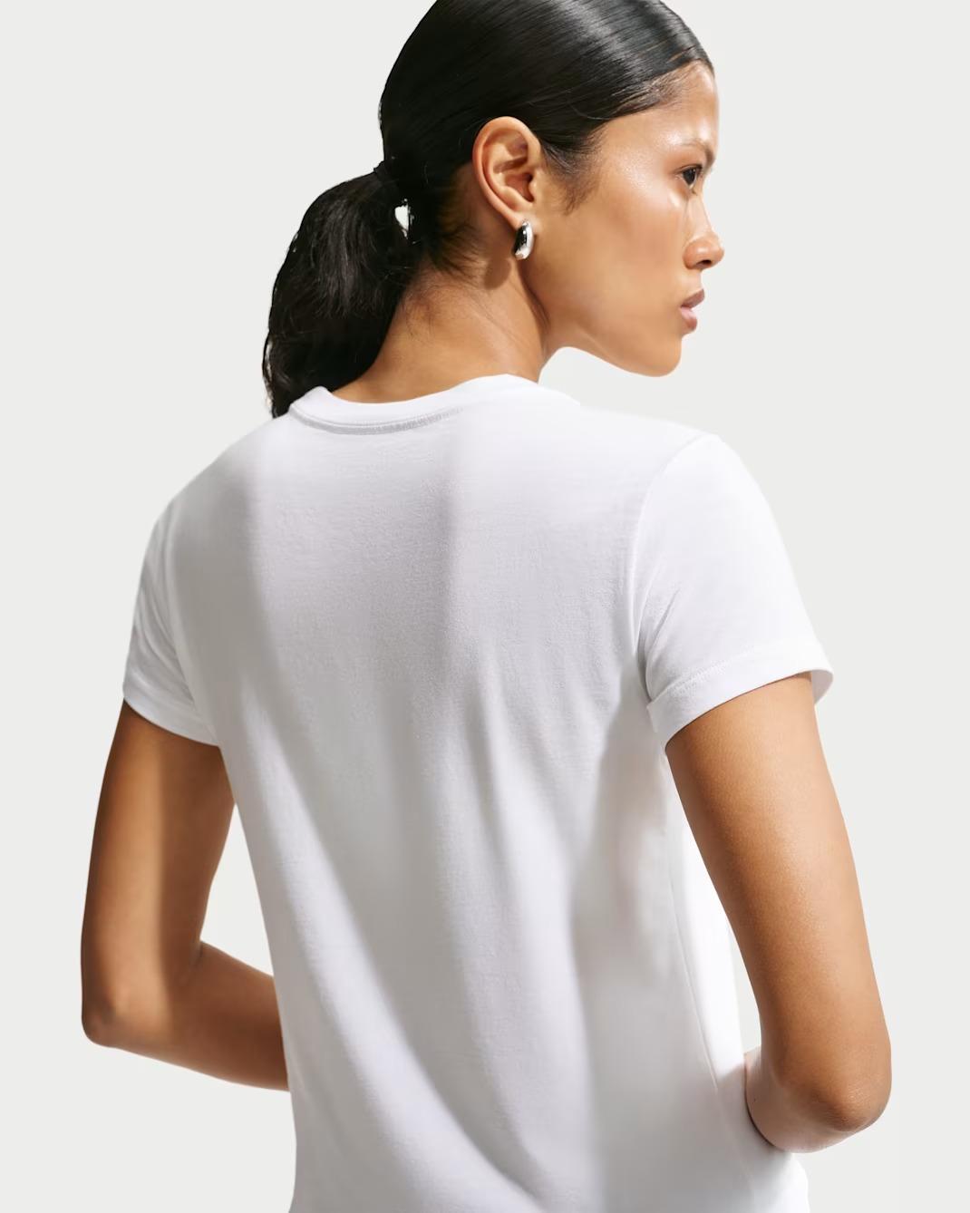 Nike Sportswear Chill Knit FV5508 100 NIKE 