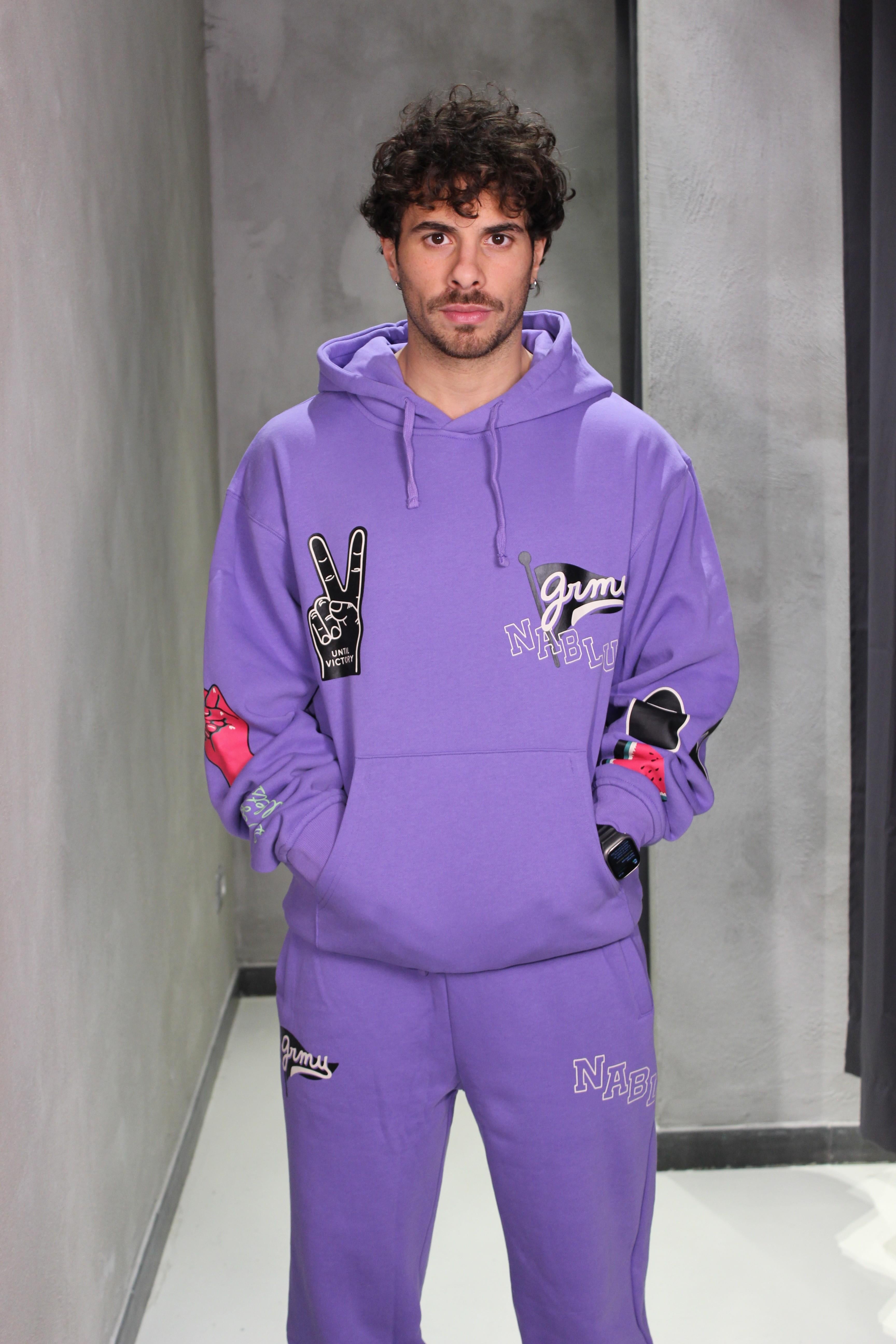  GCH572 VIOLET GRIMEY 