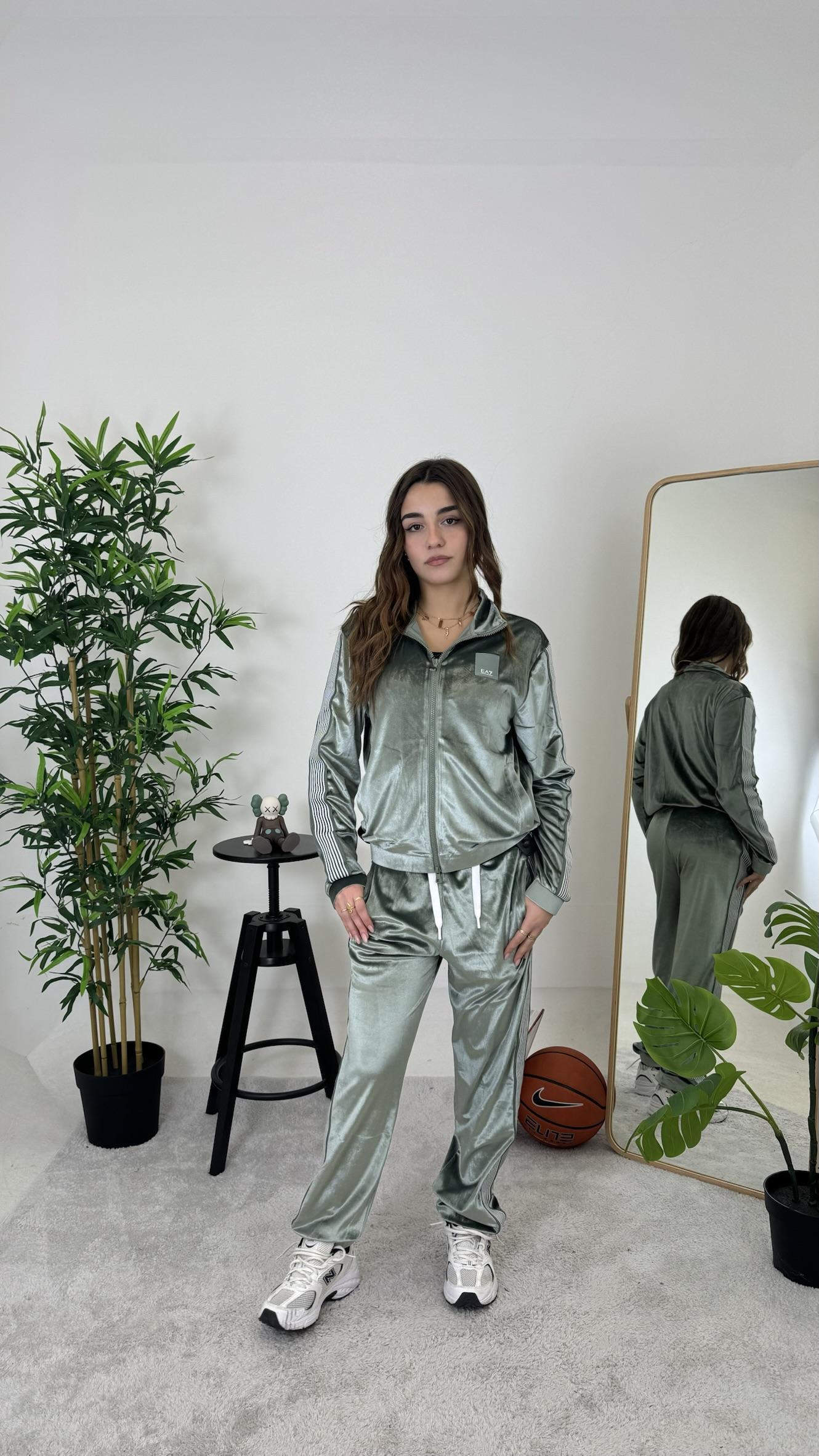 Tracksuit 6DTV64 1898 EA7 