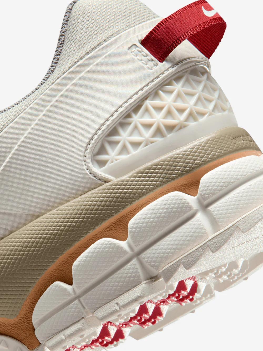 Nike Zoom Vomero Roam IQ1126 317 NIKE 