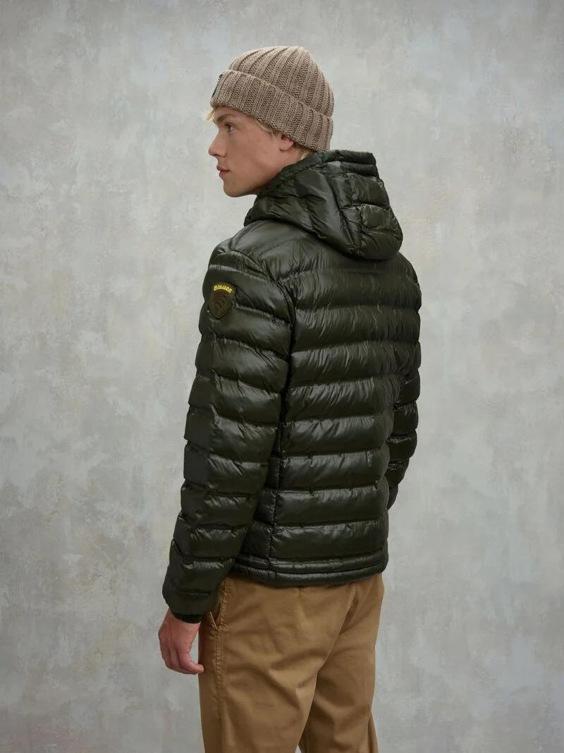 Charles M 25WBLUC02132 678TB BLAUER 