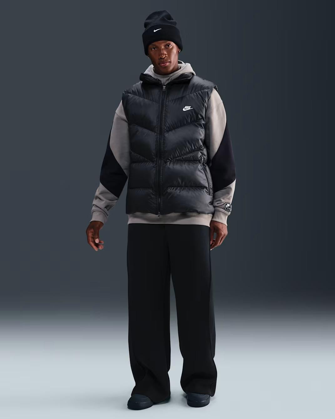 Nike Windrunner HV1480 010 NIKE 