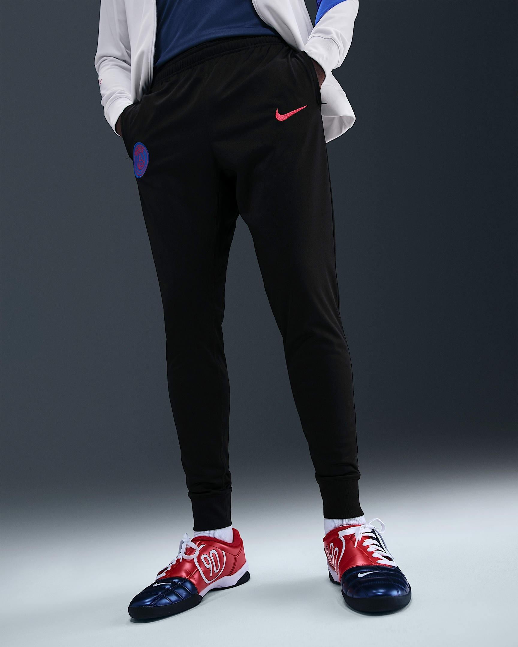 Paris Saint-Germain Strike  Terza<BR/>Tuta da calcio in maglia Nike Dri-FIT Total 90 HM3403 101 NIKE 