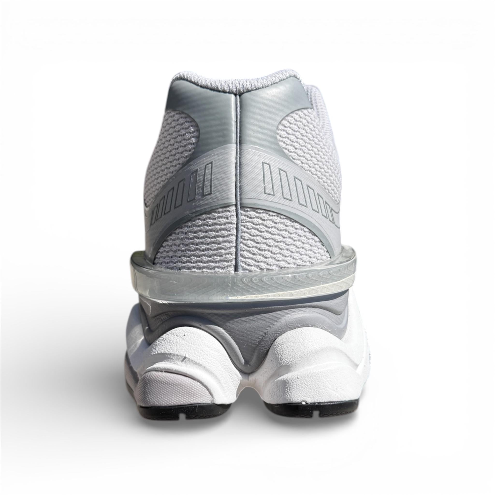 New Balance 9060 U9060 1NR NEW BALANCE 