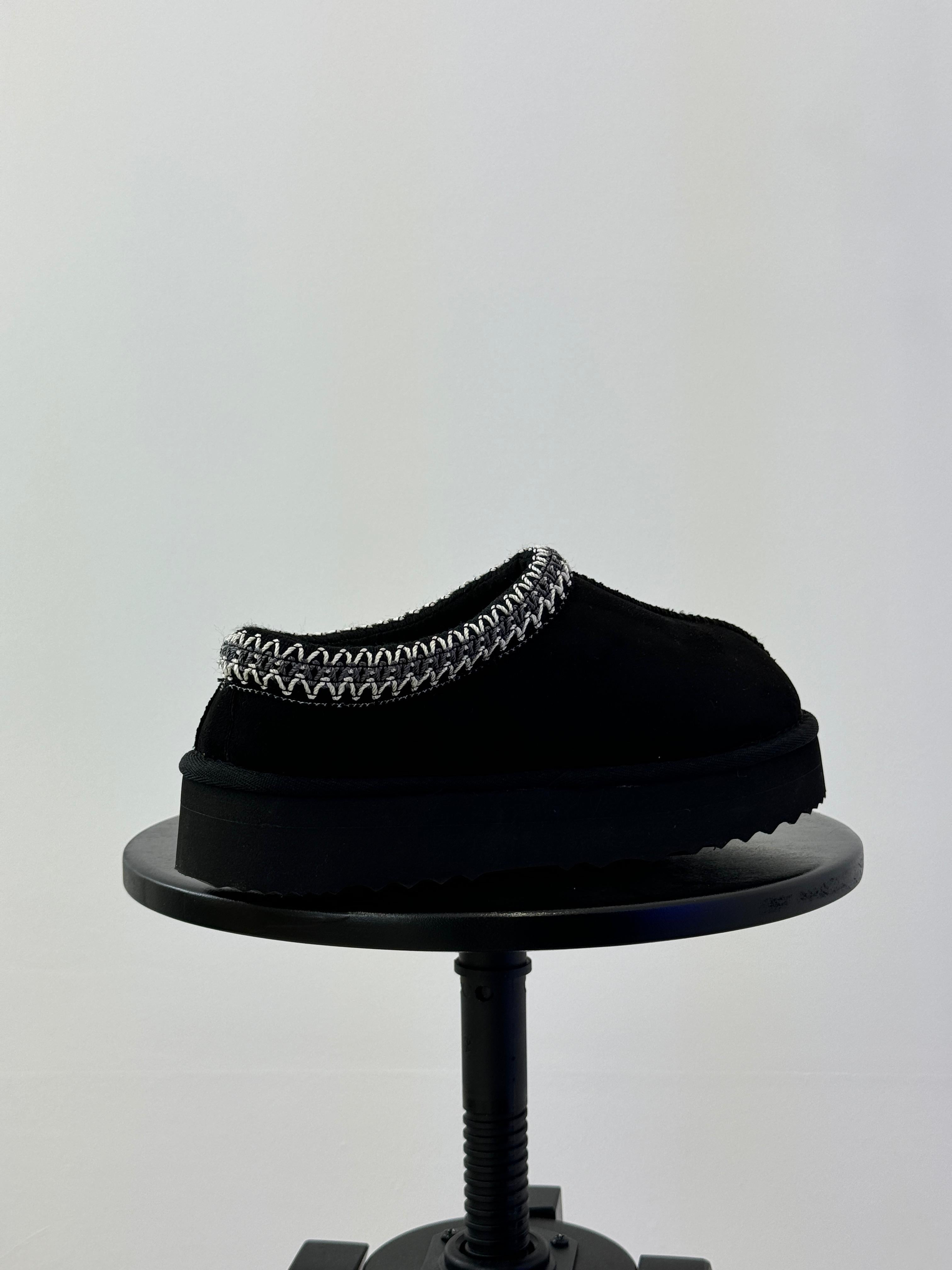 Stivaletto da donna 59561 NUEZ NEGRO MTNG 