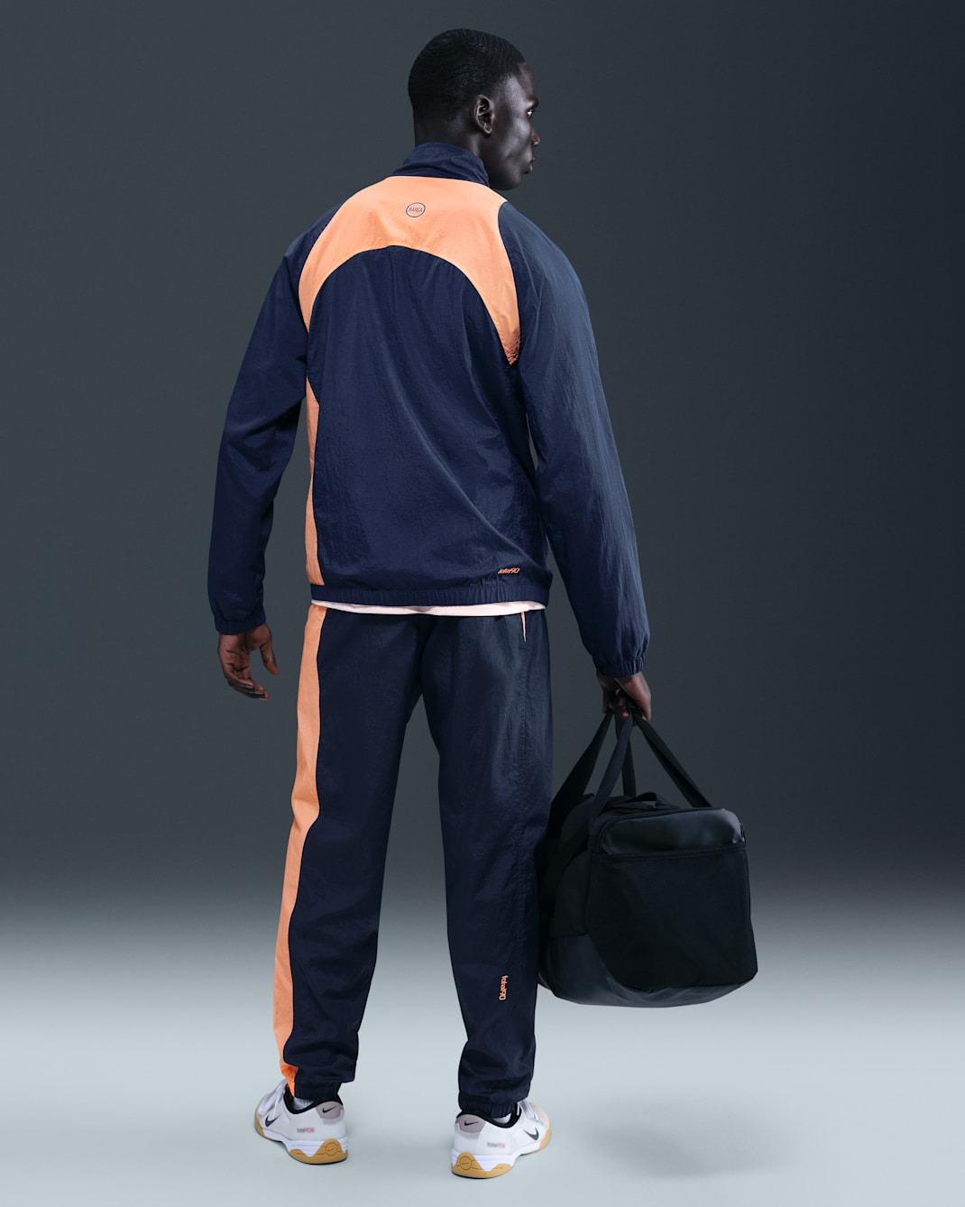 FC Barcellona Men's Nike Soccer Total 90 Soccer Tracksuit HQ9735 410 NIKE 