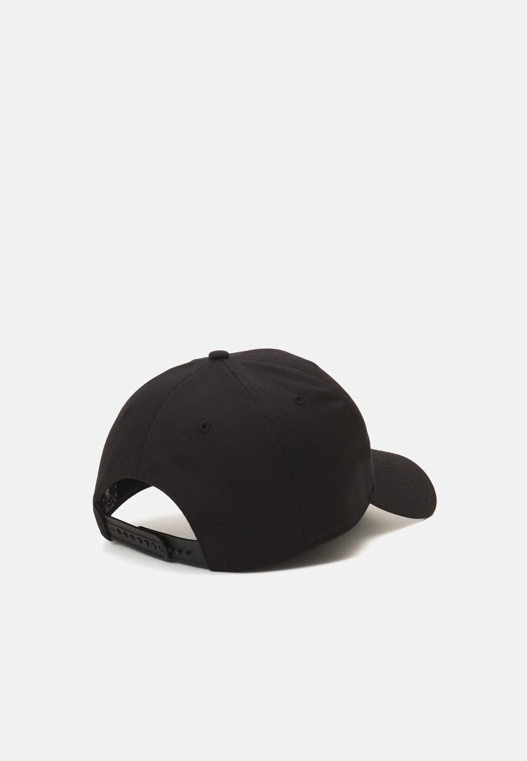 Basic New York Yankees B-RAC17CTP BKA CALIFORNIA 