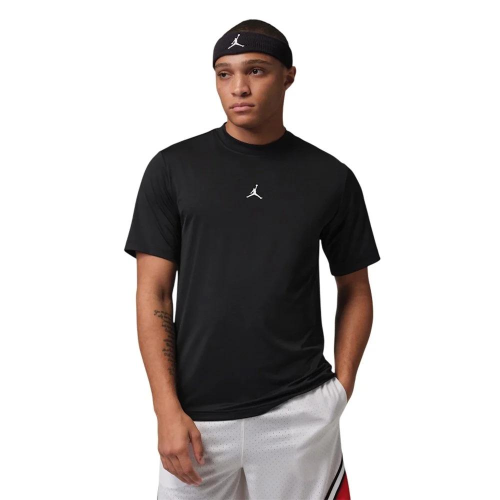 Dri-Fit sportswer essential IF0882 010 JORDAN 