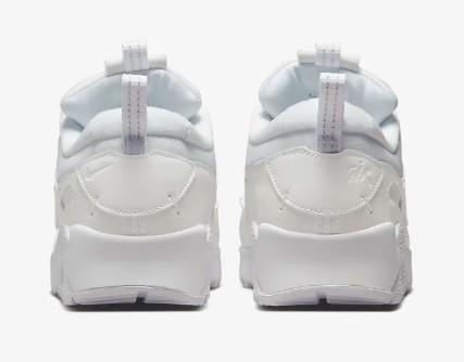  DM9922 101 NIKE 