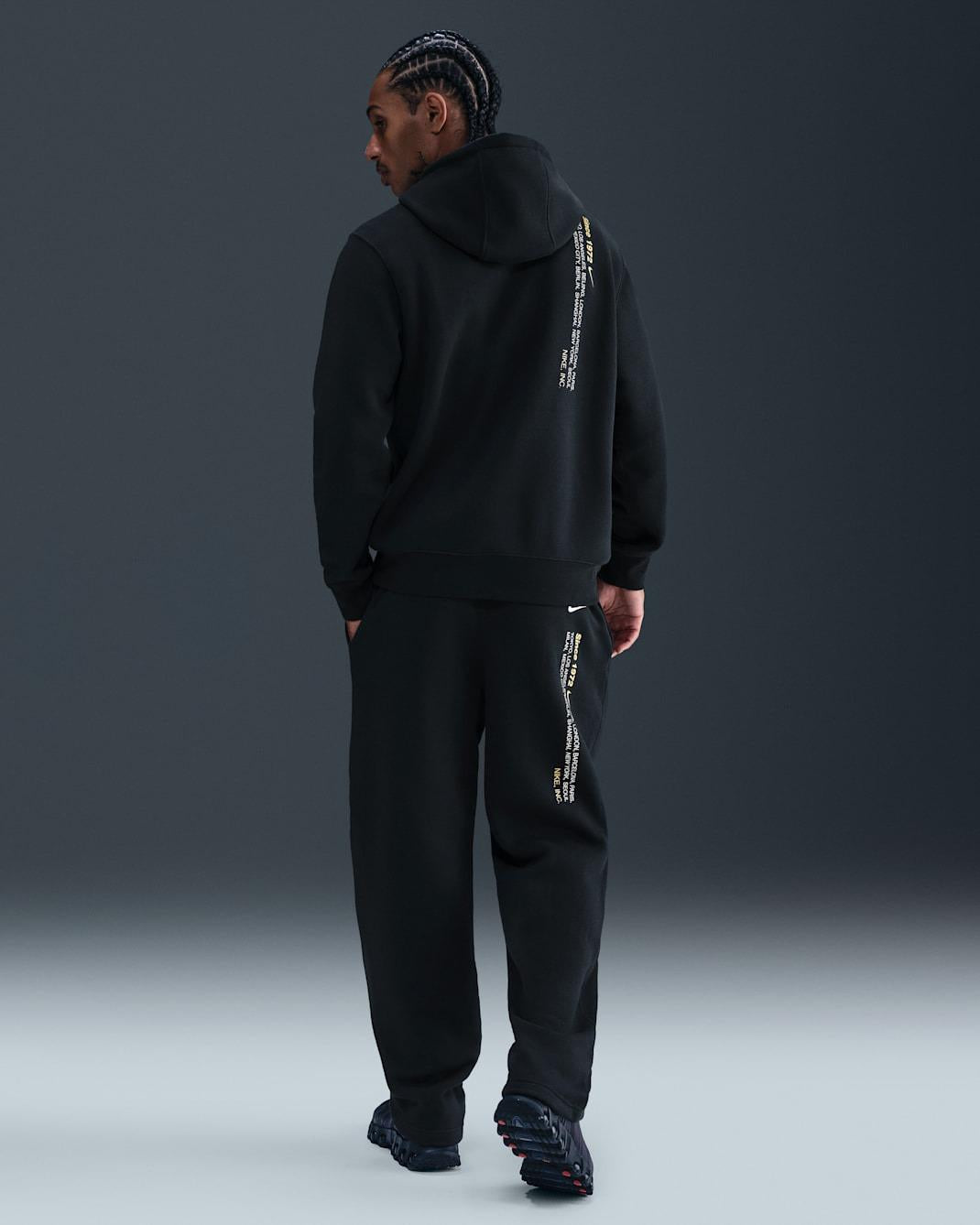 Sportswear ClubMen's Tracksuit IM8321 010 NIKE 