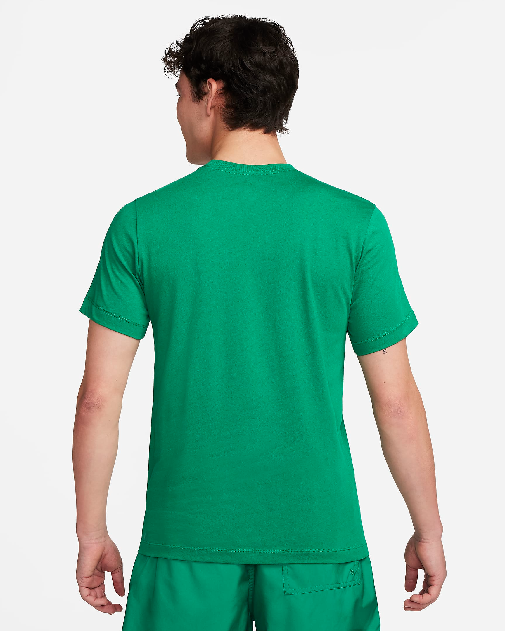 Sportswear Club T-shirt AR4997 365 NIKE 