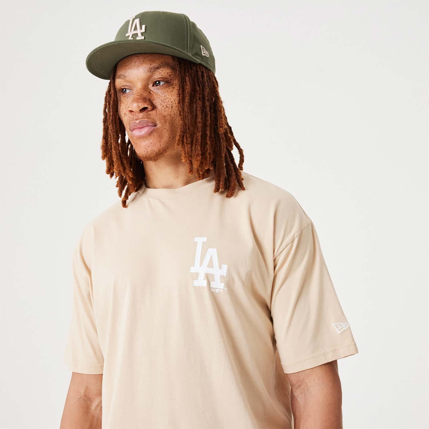 League Essntls LC OS 60332159 OMLWHI NEW ERA 