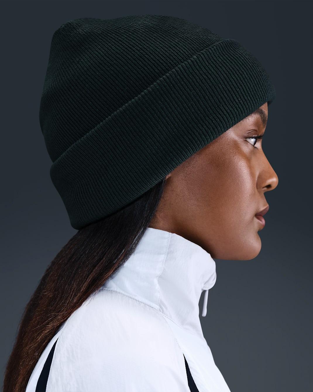 Peak Swoosh Beanie HF0187 390 NIKE 