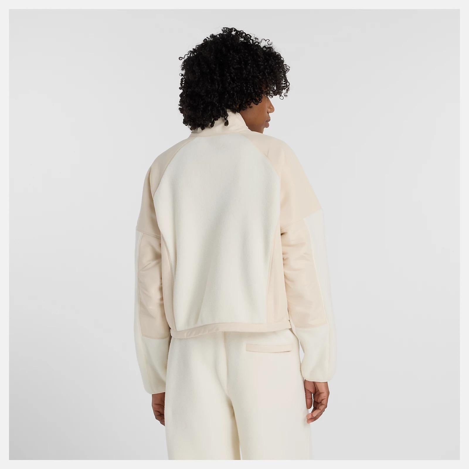 Linear Graphic Fleece Hoodie WJ53503 PEF NEW BALANCE 