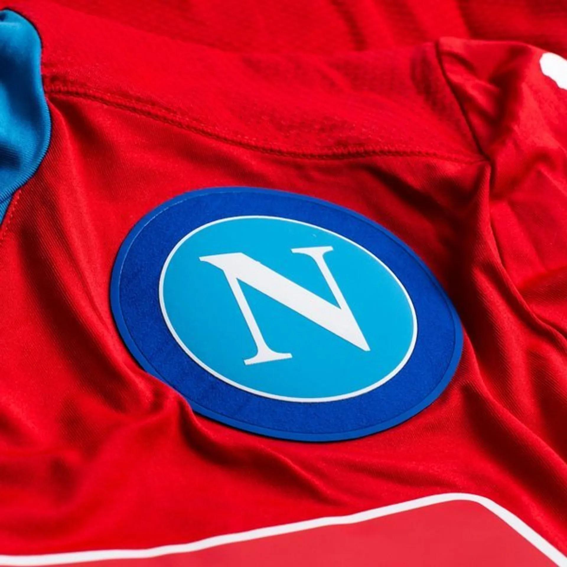 Terza maglia del Napoli 2015/16 302GG20 900 KAPPA 
