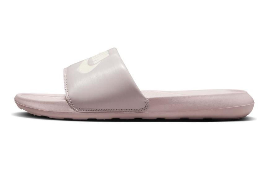 Victori One CN9677 008 NIKE 