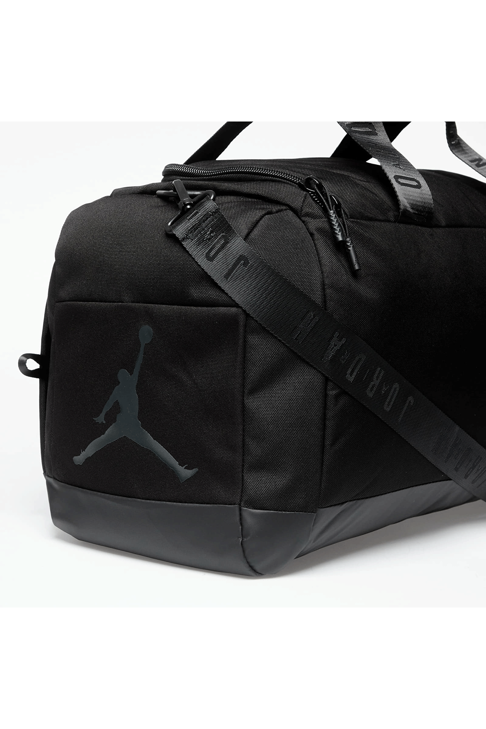 JAM VELOCITY DUFFLE MM0920 KK2 JORDAN 