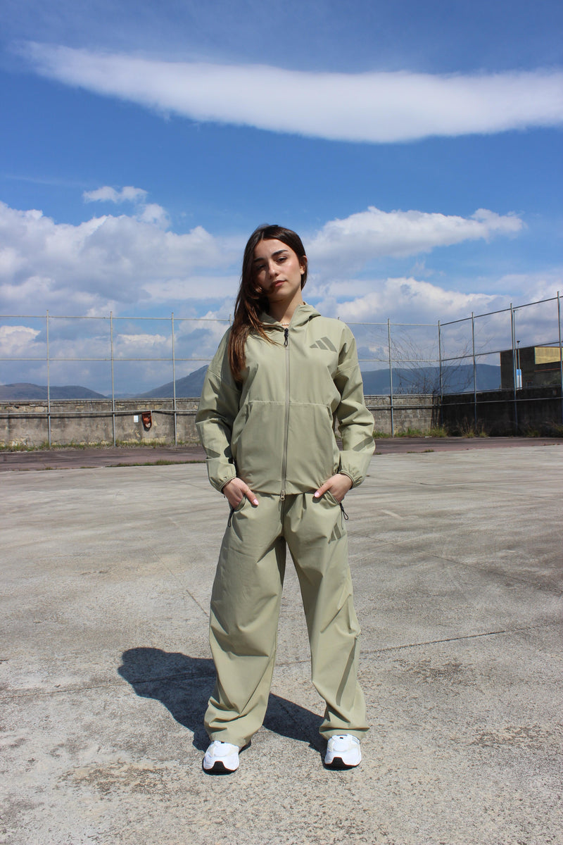 Essential Tracksuit