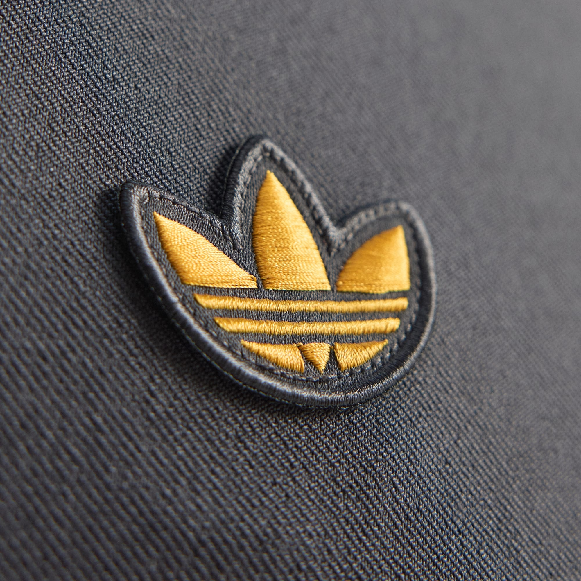 Manchester United Terrace Icons Tracksuit JN2816 UNI ADIDAS 